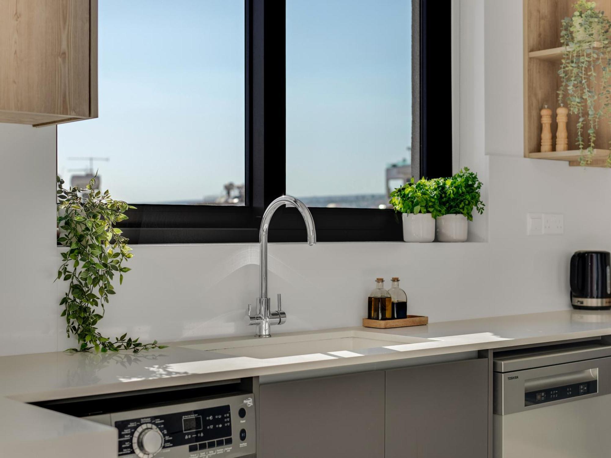Sanders Palama Limassol Apartment Екстериор снимка
